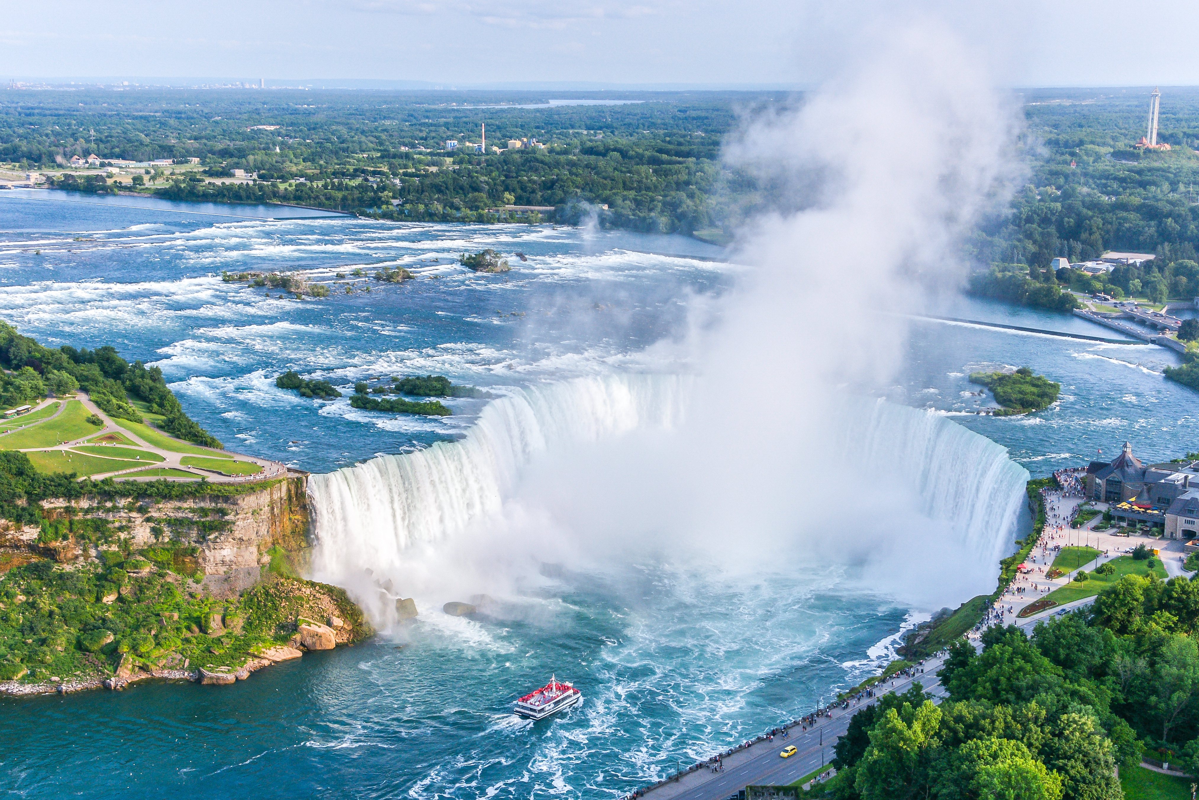 Uitzicht uit de lucht op de Horseshoe Falls bij Niagara