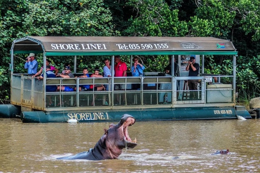 Nijlpaarden boottocht in St. Lucia Zuid-Afrika