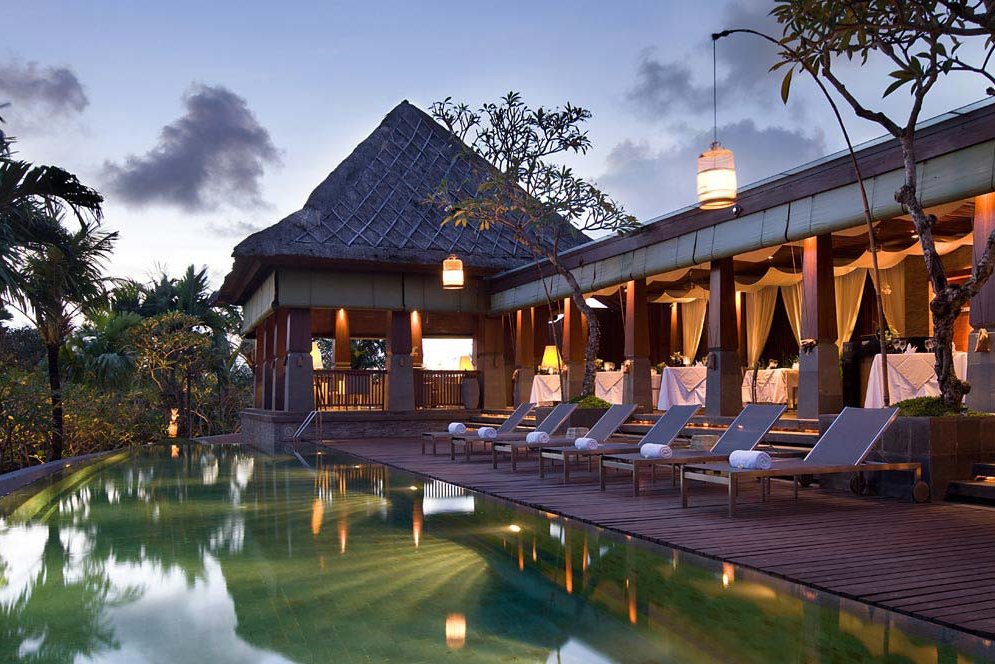 Zwembad The Kayana Villas in Seminyak