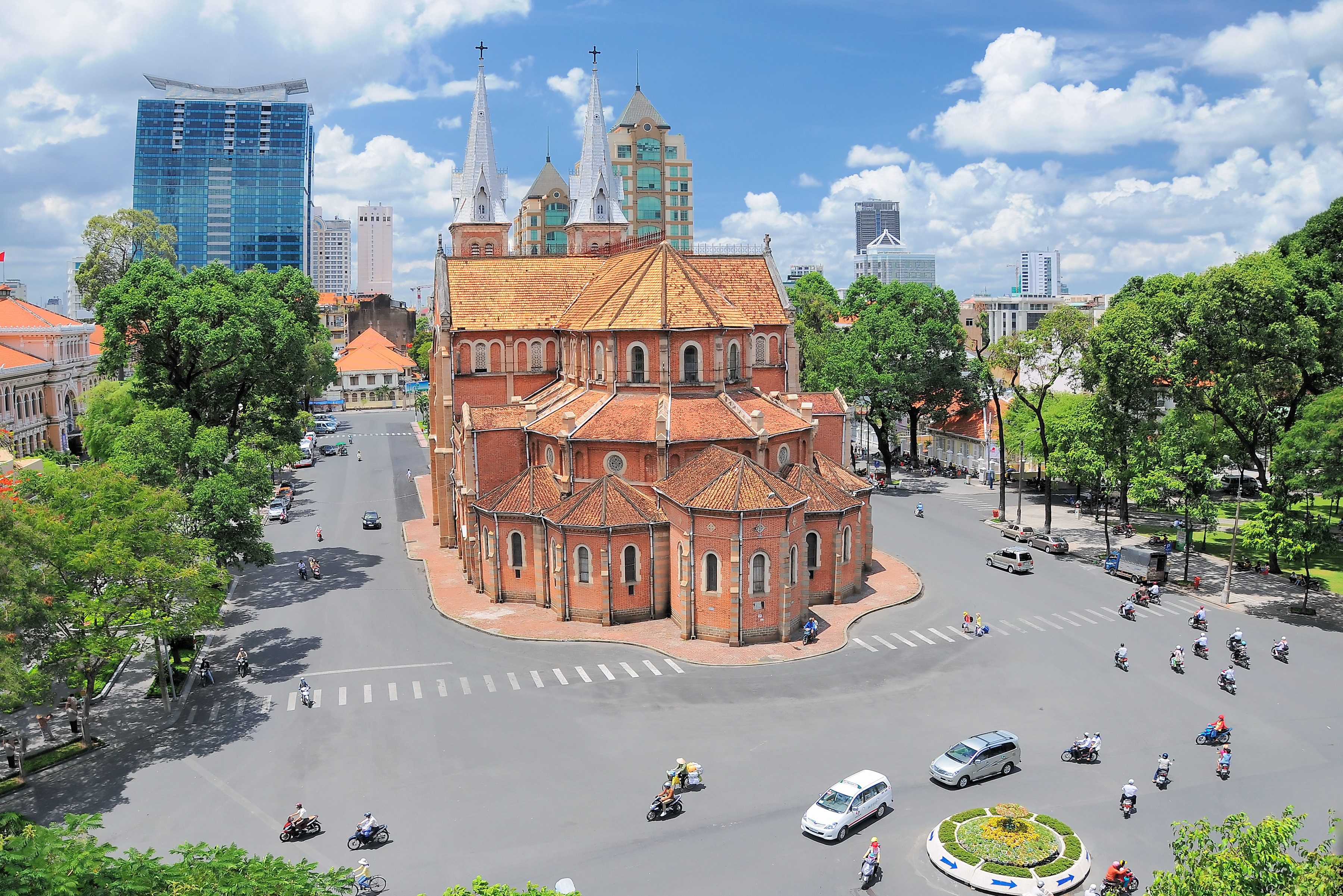 Notre Dame basiliek in Ho Chi Minh Stad in Vietnam
