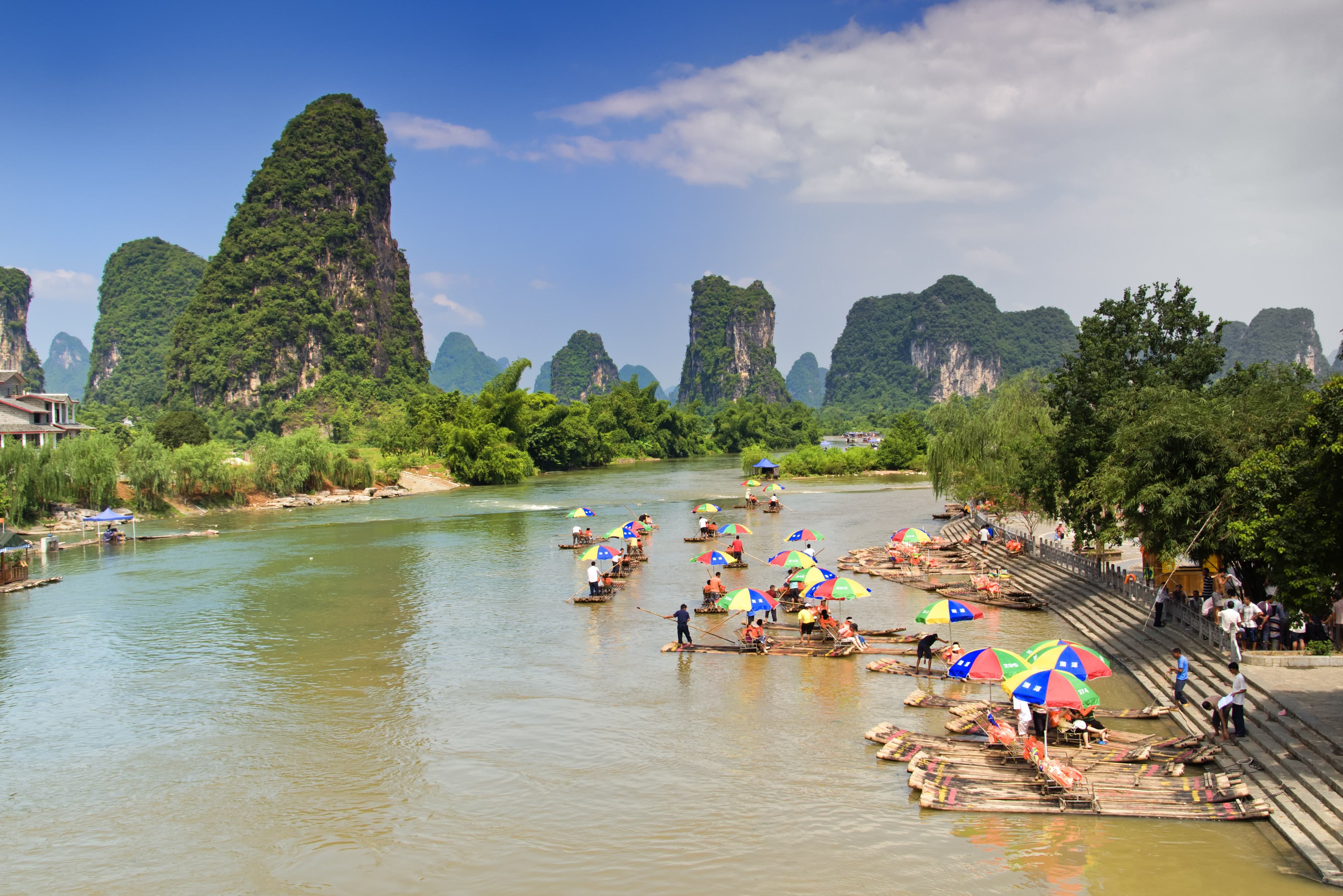 Bamboe vlot varen vanuit Yangshuo in China