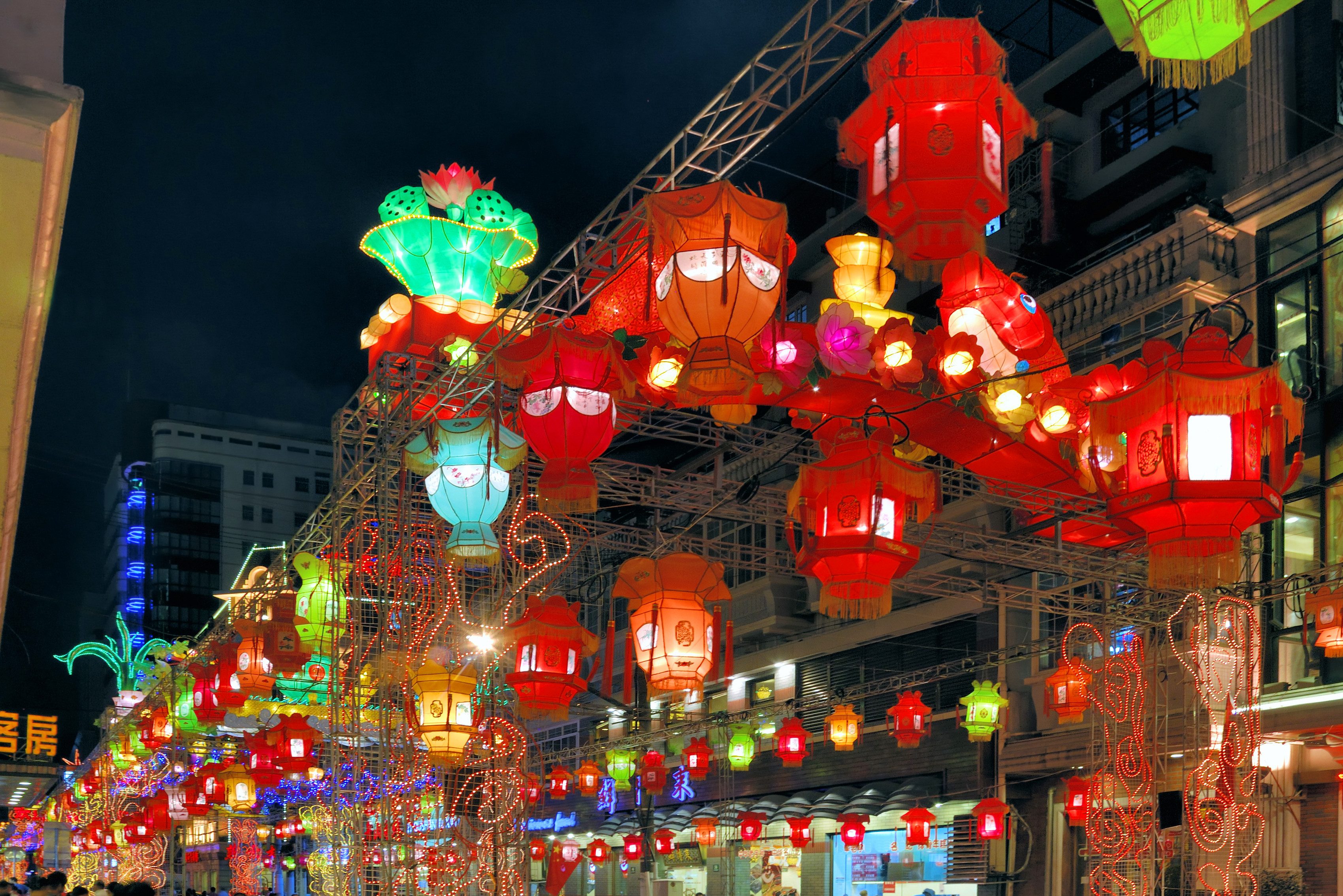 Shanghai in de avond