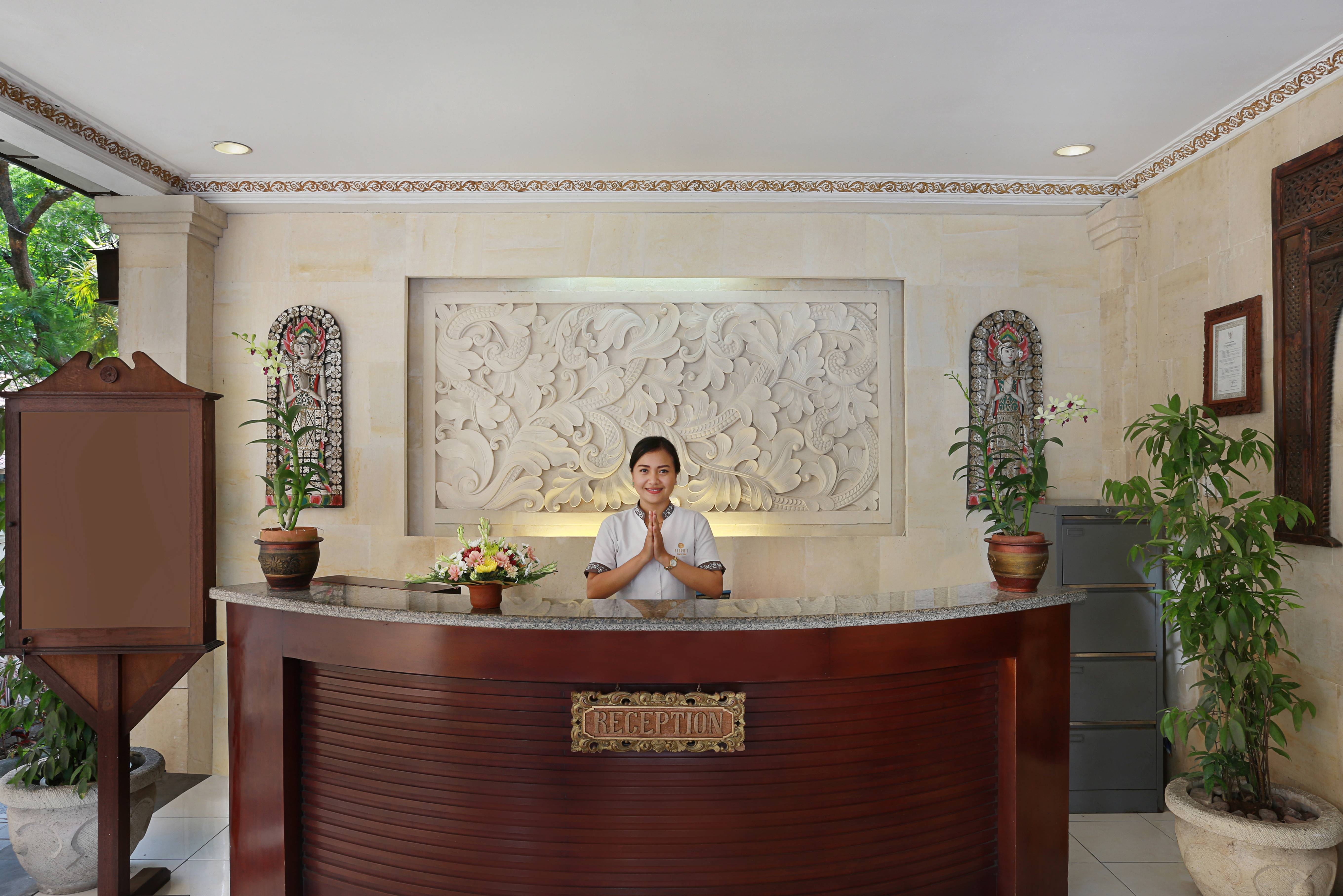 receptie van respati hotel in bali sanur