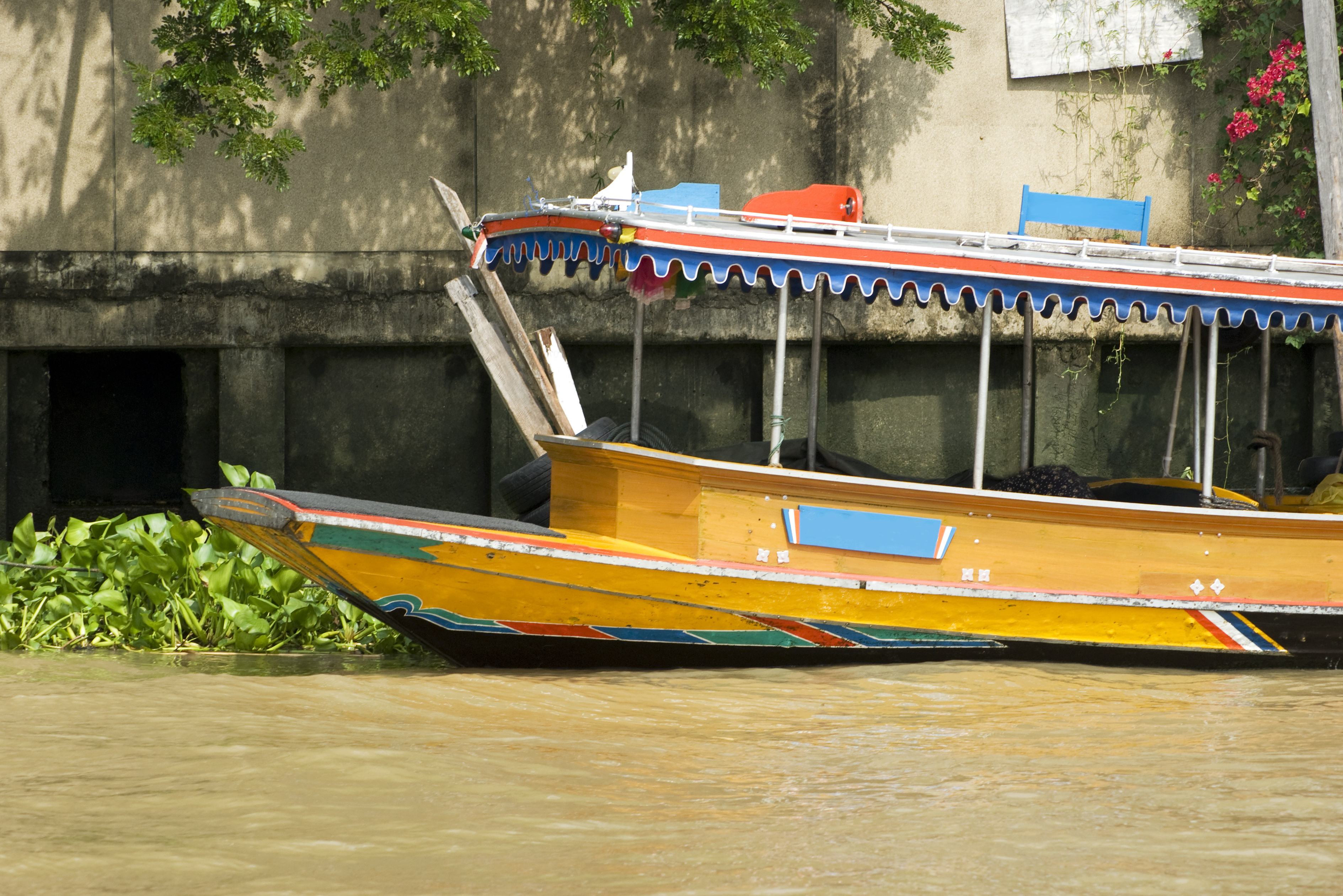 Traditionele rivierboot in Bangkok, Thailand