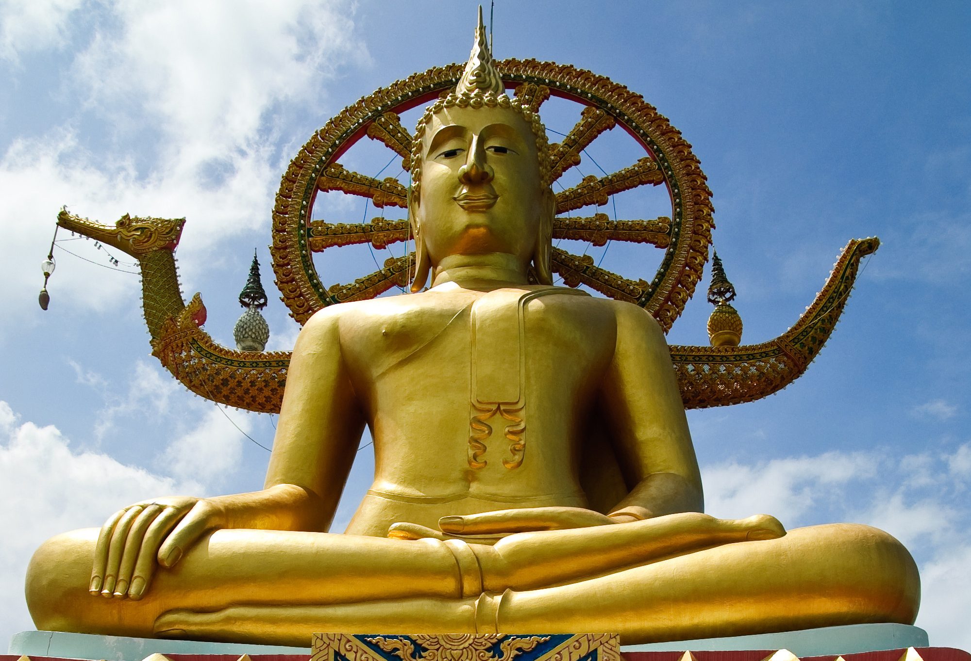 Big Buddha in de Wat Phra Yai op Koh Samui in Thailand