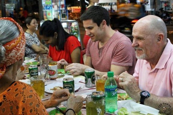 Streetfood tour per Vespa in Ho Chi Minh Stad, Vietnam