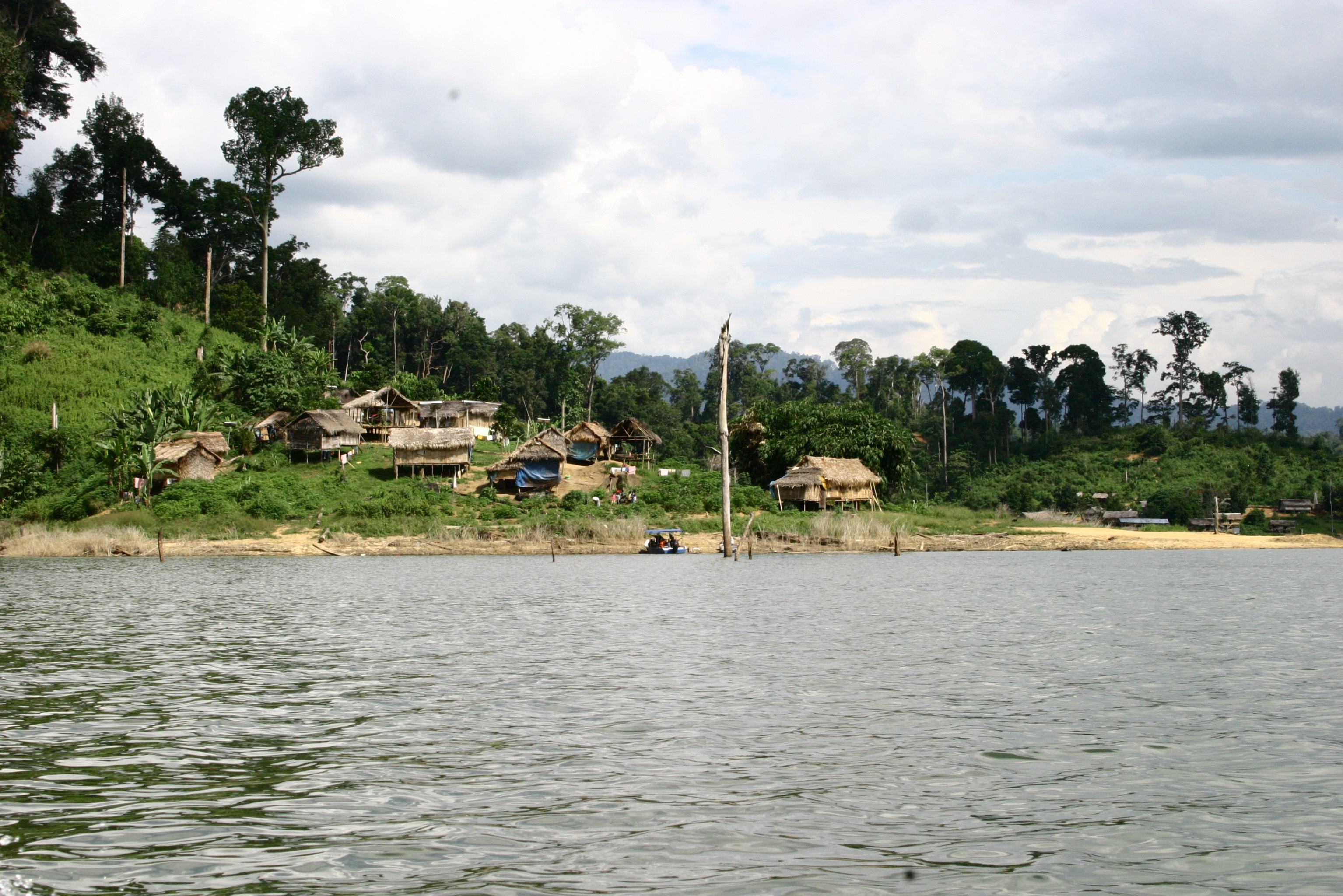 Orang Asli stam in Belum Rainforest Reserve Maleisië
