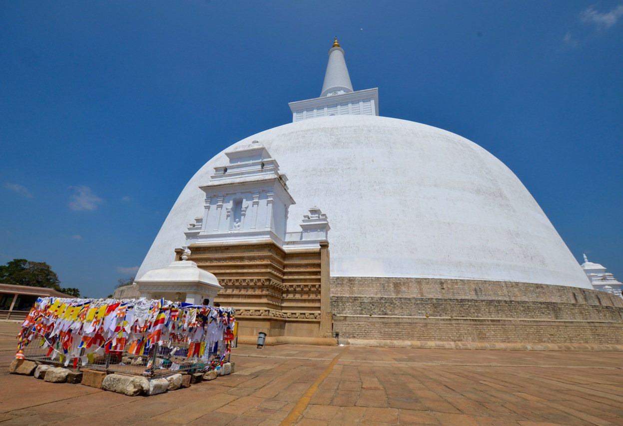 Een stupa in Anuradhapura in Sri Lanka