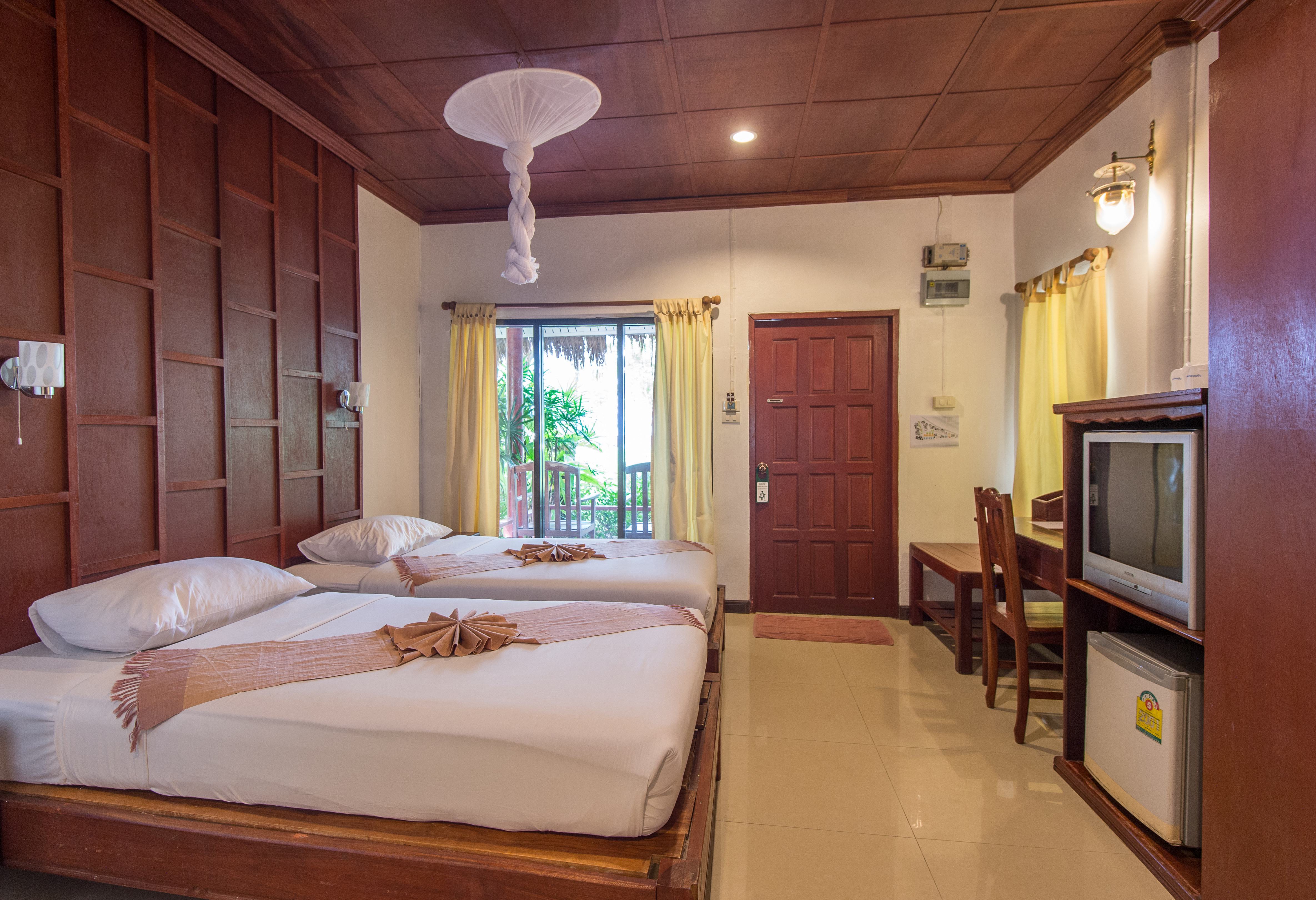 Standaard Bungalow in het Twin Bay Resort op Koh Lanta, Thailand