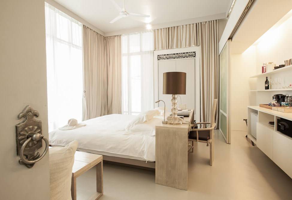 Deluxe Balcony kamer in het Sala Phuket in Mai Khao, Phuket, Thailand