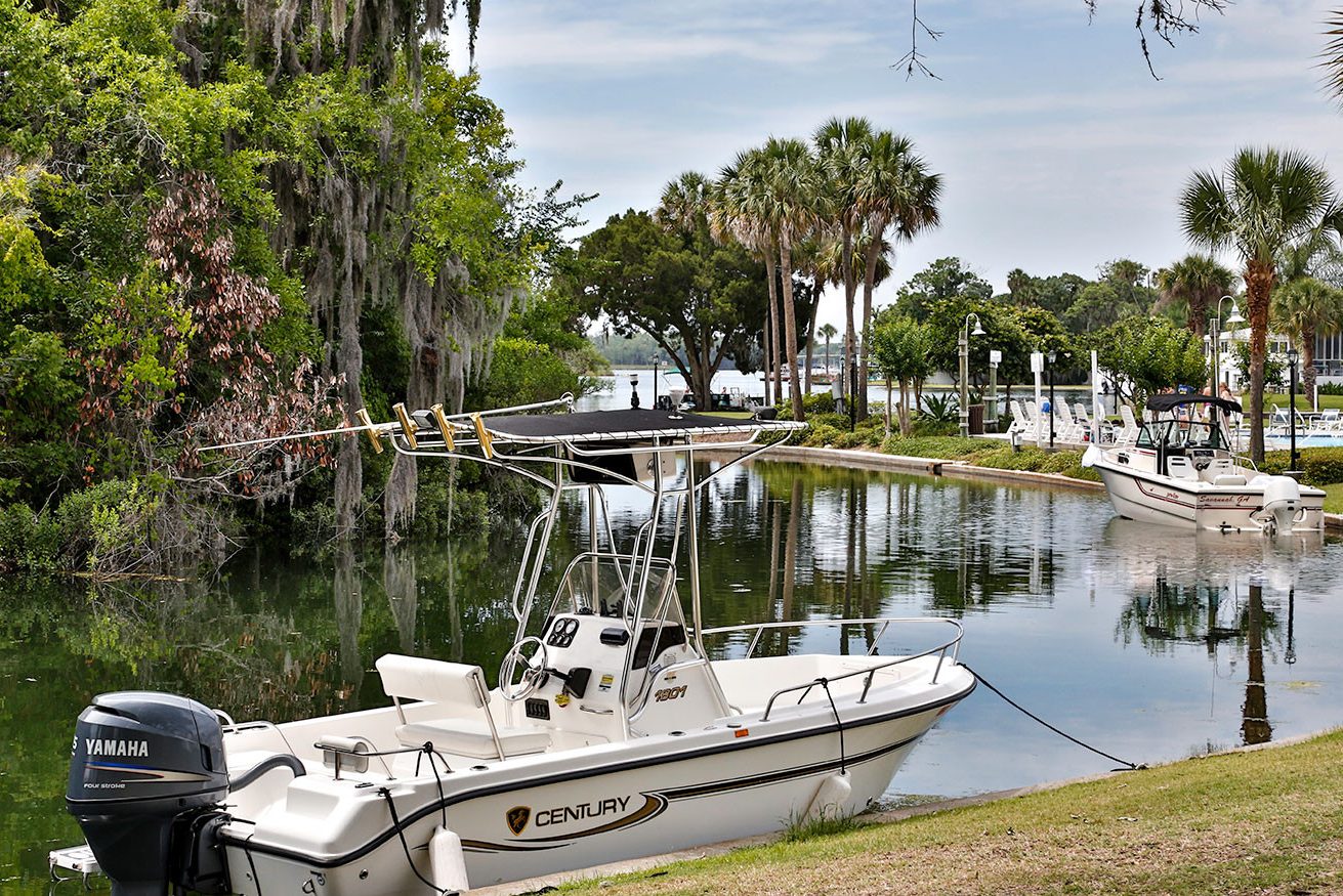 Plantation on Crystal River Florida
