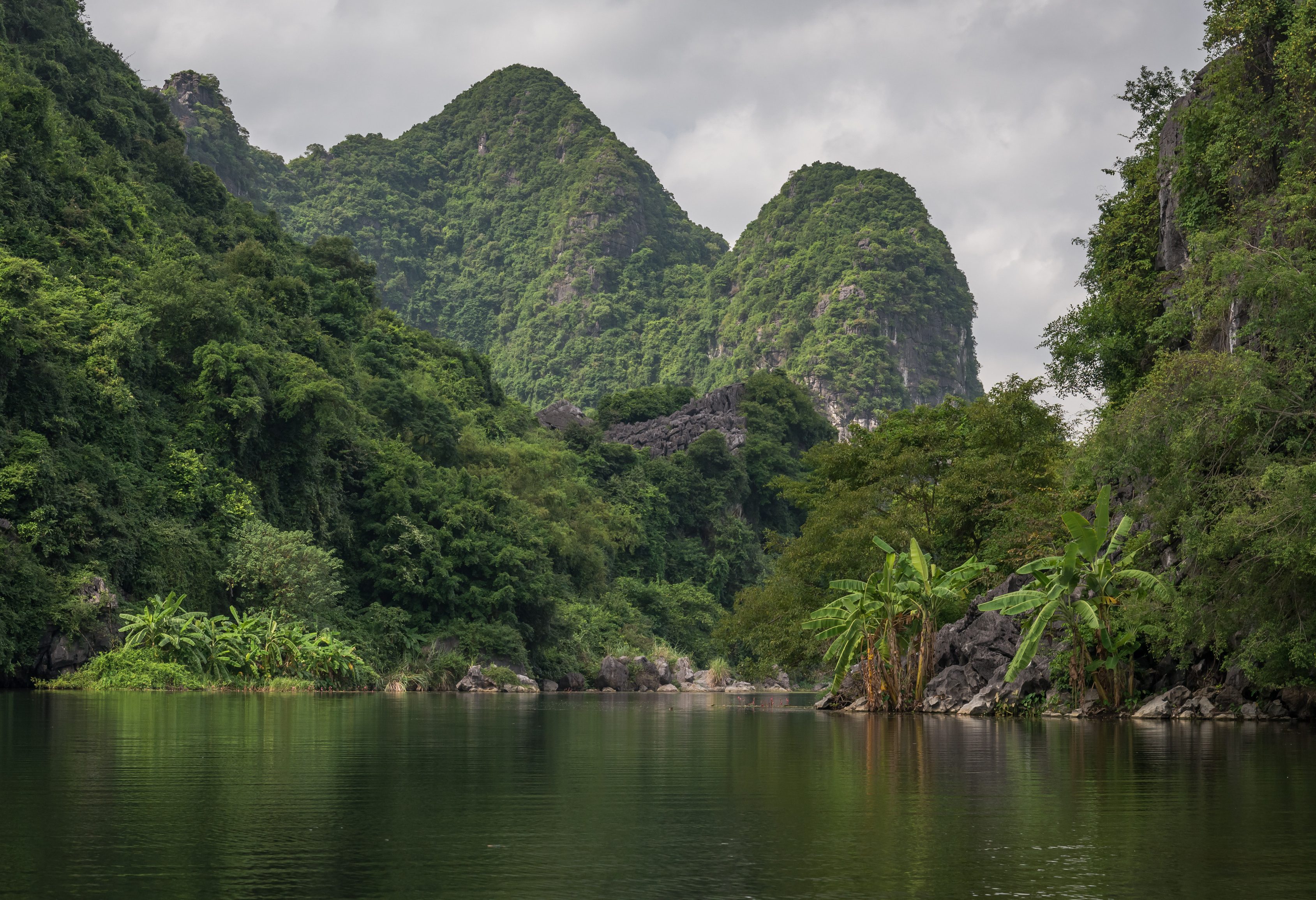 Red River in de regio Ninh Binh in Vietnam