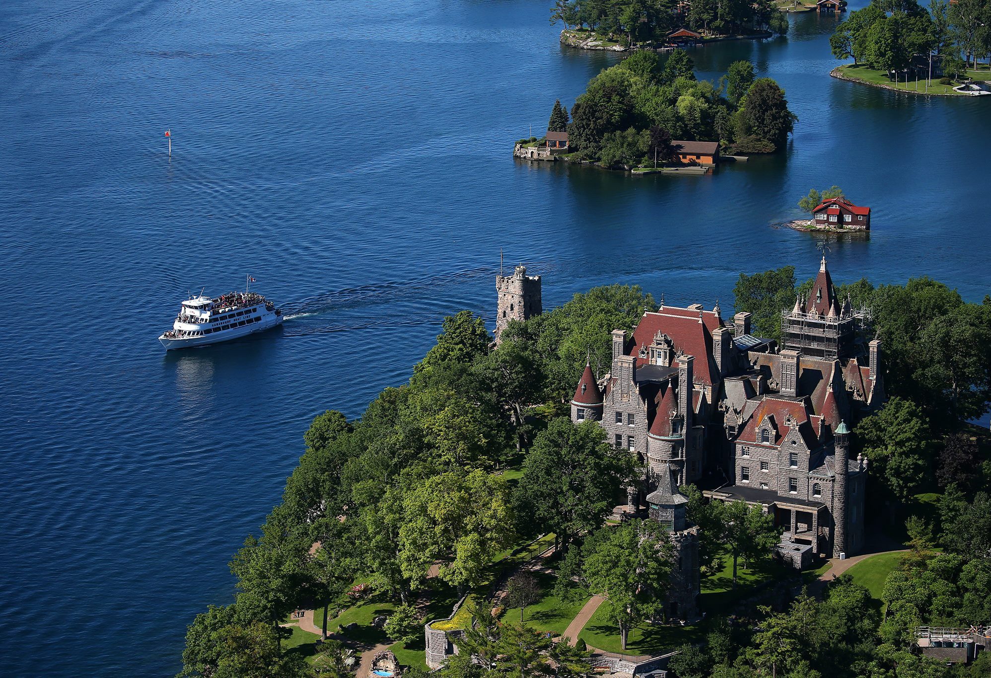 Cruise Thousand Islands Canada