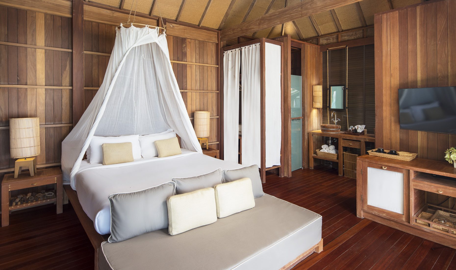 Castaway Beach Villa in het Haad Tien Resort op Koh Tao in Thailand